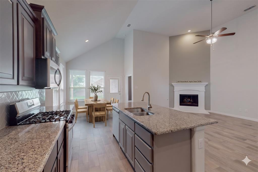 821 Falcon Road Argyle, TX 76226 - Photo 11 of 38 VIRTUAL STAGGED