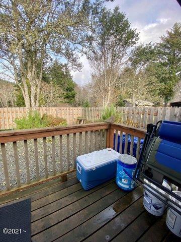 2719-2721 Northeast Holmes Road Lincoln City, OR 97367 - Photo 19 of 33 2719