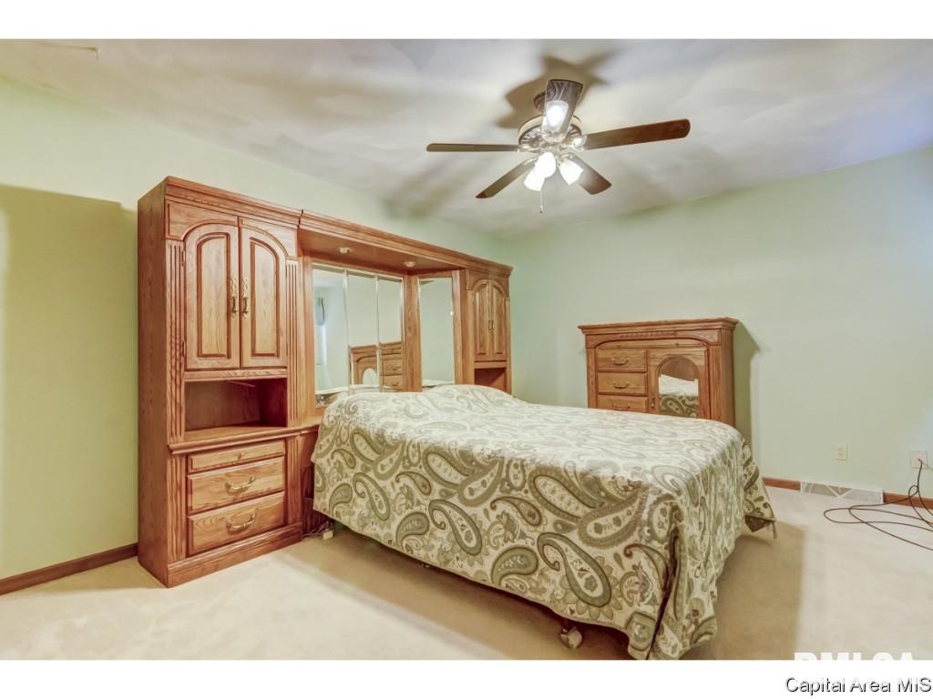 1801 Cog Mill Springfield, IL 62704 - Photo 6 of 33 Gallery Image 6