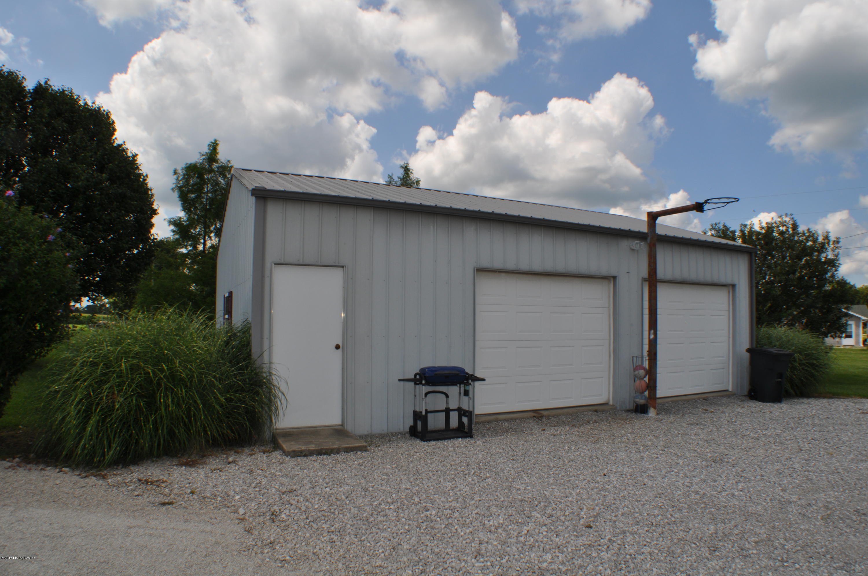 5295 Rhodelia Road Payneville, KY 40157 - Photo 23 of 33 DSC_0269