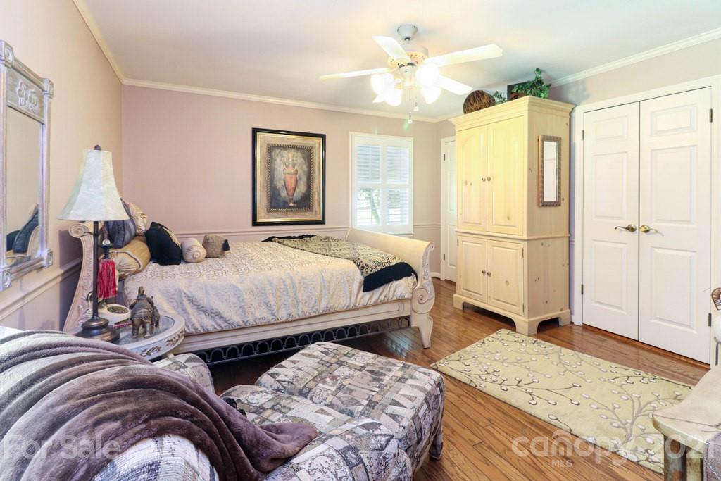 294 Holiday Road Lancaster, SC 29720 - Photo 40 of 48 a bedroom with a bed and a dresser