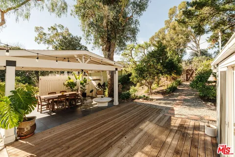 $1,550,000 | 21316 Hillside Drive, Topanga, CA 90290