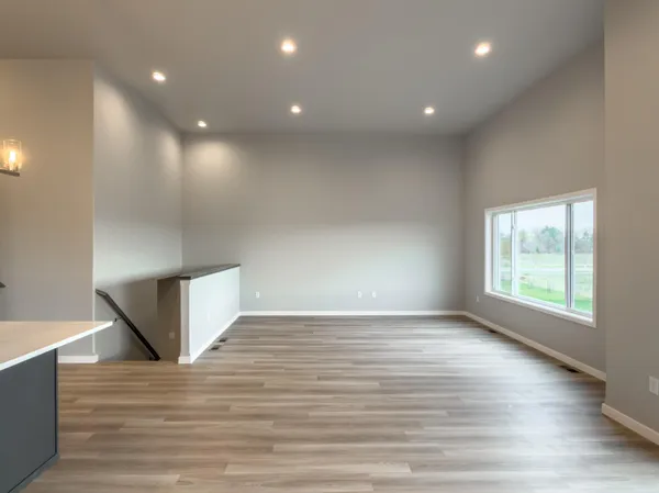 $353,650 | 6218 87th Avenue South, Horace, ND 58047