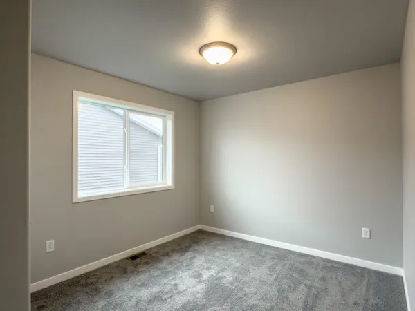 $353,650 | 6218 87th Avenue South, Horace, ND 58047