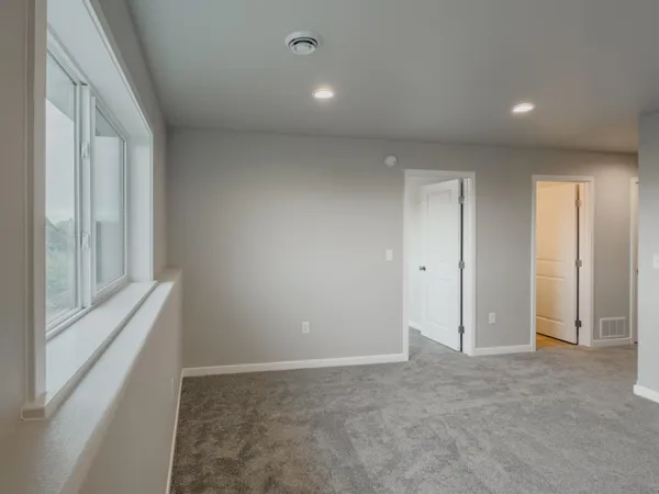 $353,650 | 6218 87th Avenue South, Horace, ND 58047