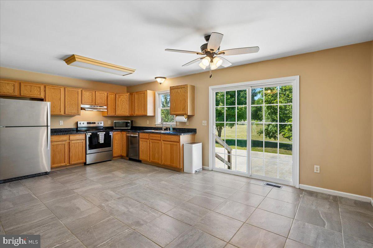 6326 Statum Road Preston, MD 21655 - Photo 9 of 36