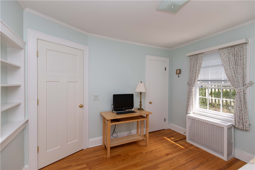 6 Cobblestone Lane Westerly, RI 02891 - Photo 23 of 36 Gallery Image 23