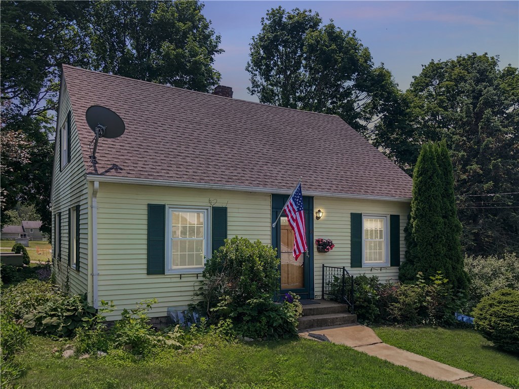 6 Cobblestone Lane Westerly, RI 02891 - Photo 35 of 36 Gallery Image 35