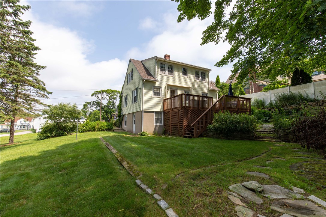 6 Cobblestone Lane Westerly, RI 02891 - Photo 7 of 36 Gallery Image 7