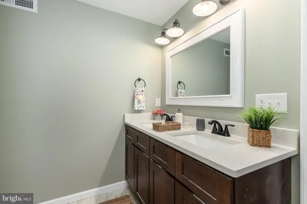 $309,900 | 705 Buckingham Circle, Salisbury, MD 21804
