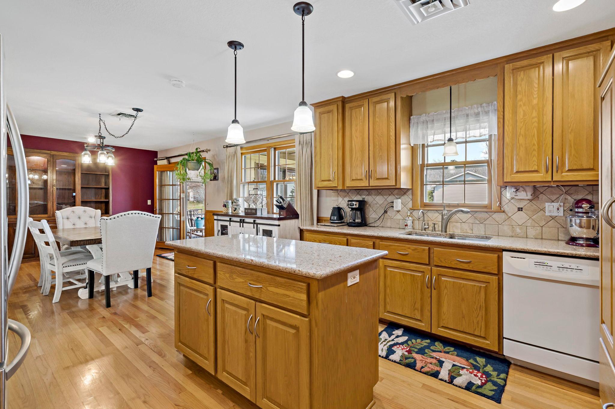 1254 Prairie Street Chaska, MN 55318 - Photo 12 of 39