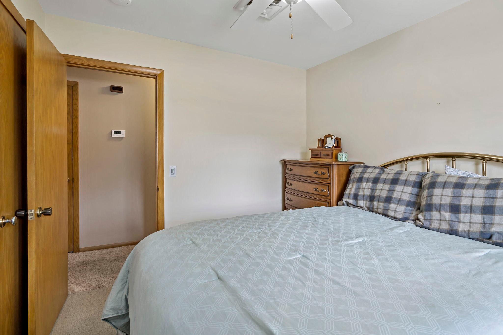 1254 Prairie Street Chaska, MN 55318 - Photo 23 of 39