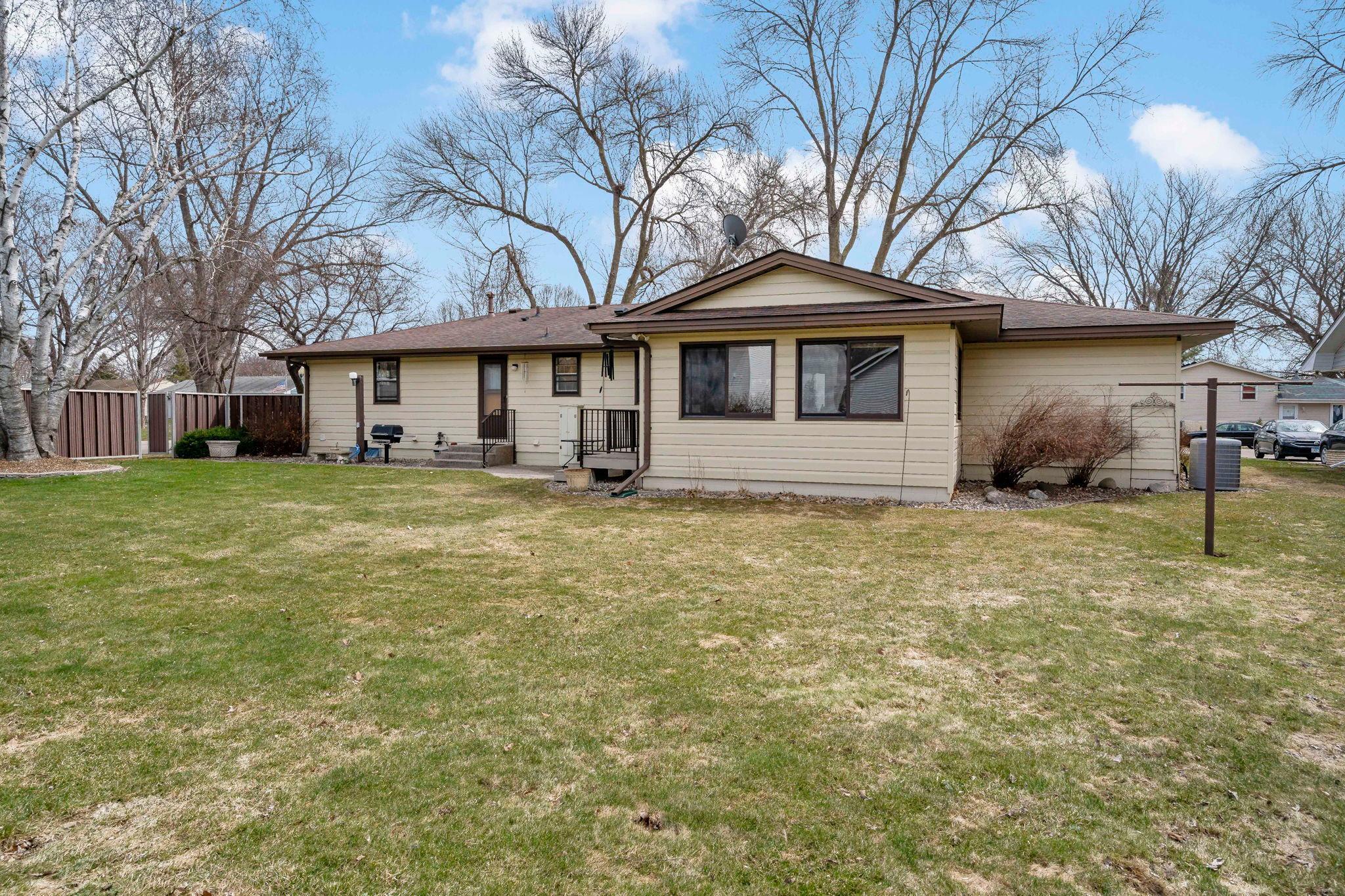 1254 Prairie Street Chaska, MN 55318 - Photo 36 of 39