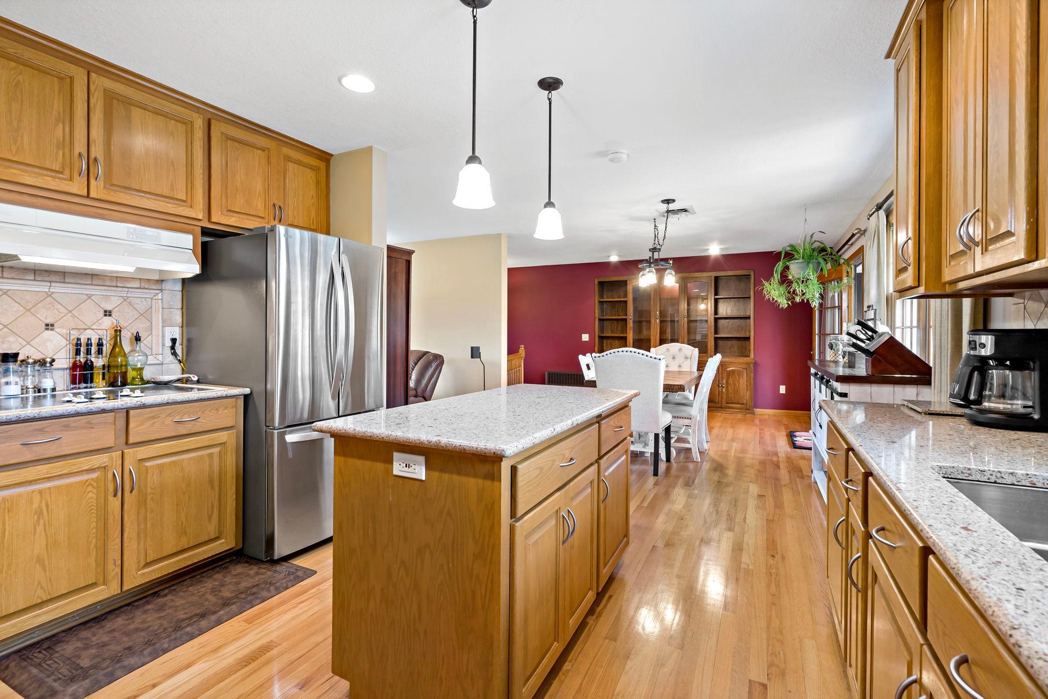 1254 Prairie Street Chaska, MN 55318 - Photo 9 of 39