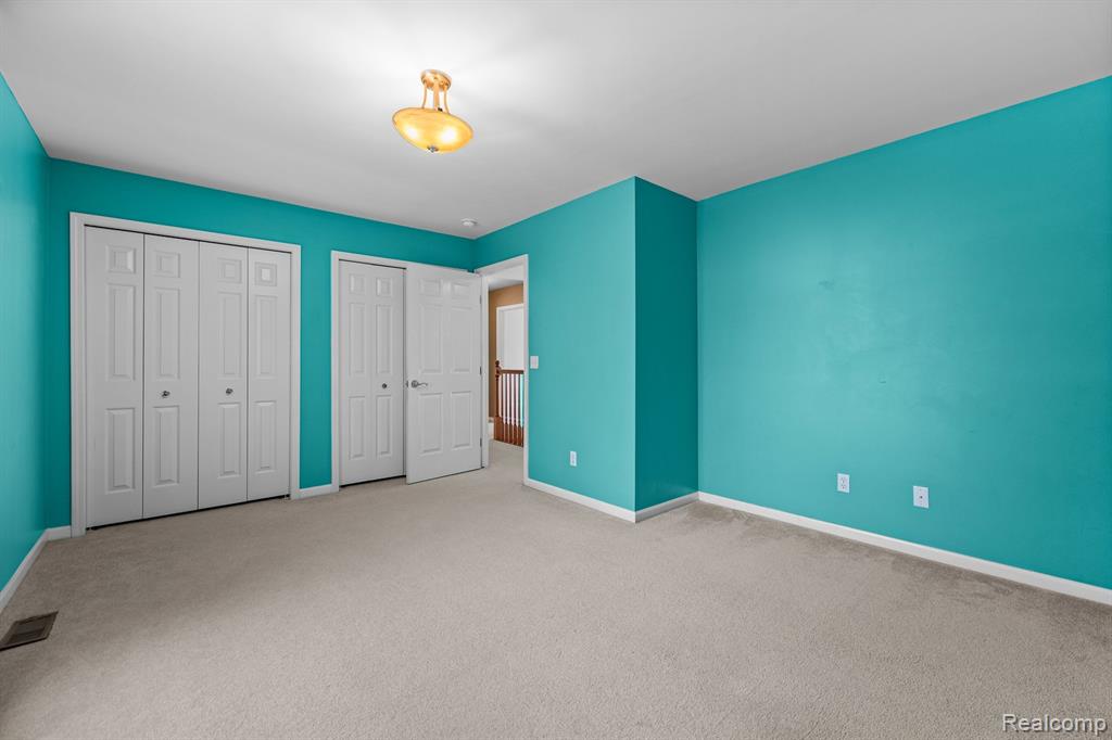 3904 Kaeleaf Road Lake Orion, MI 48360 - Photo 41 of 66