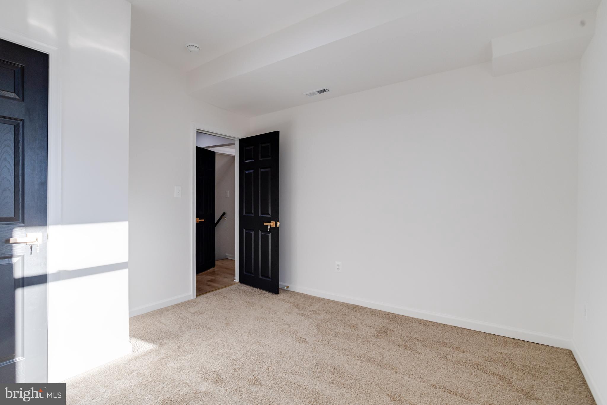 5805 Highgate Drive Baltimore, MD 21215 - Photo 32 of 69