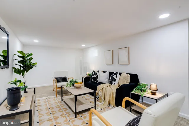 $329,900 | 5805 Highgate Drive, Baltimore, MD 21215