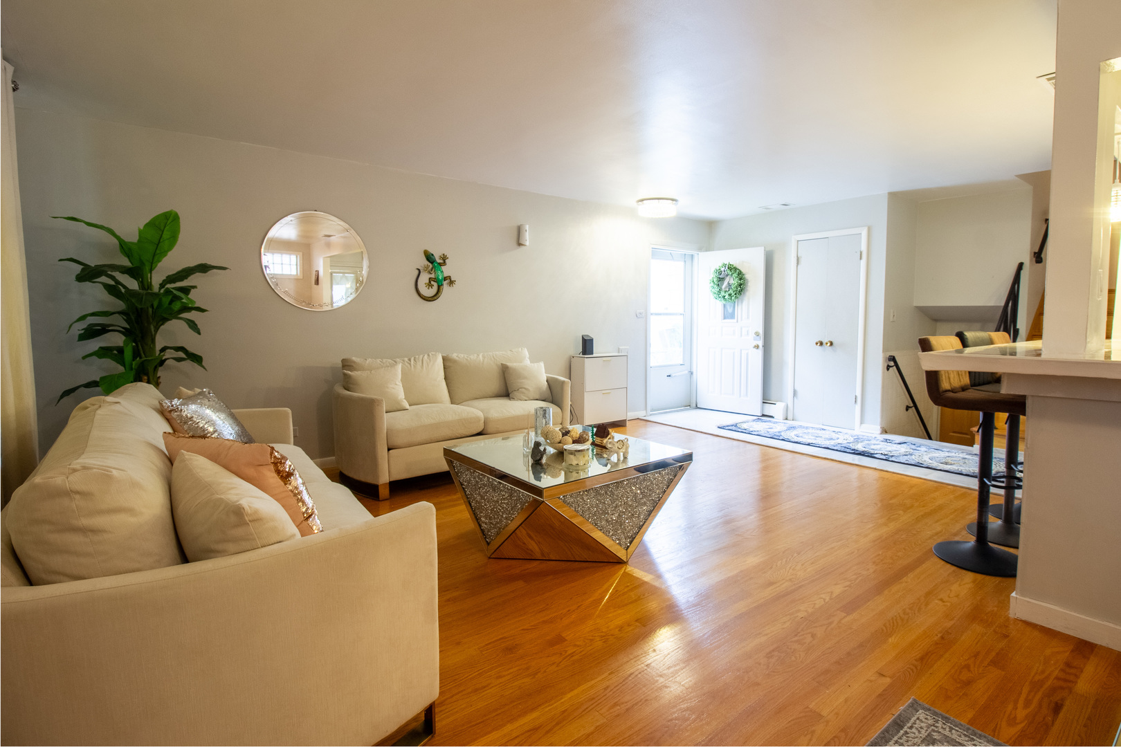 2737 Spruce Street River Grove, IL 60171 - Photo 4 of 30 a living room with furniture and a potted plant