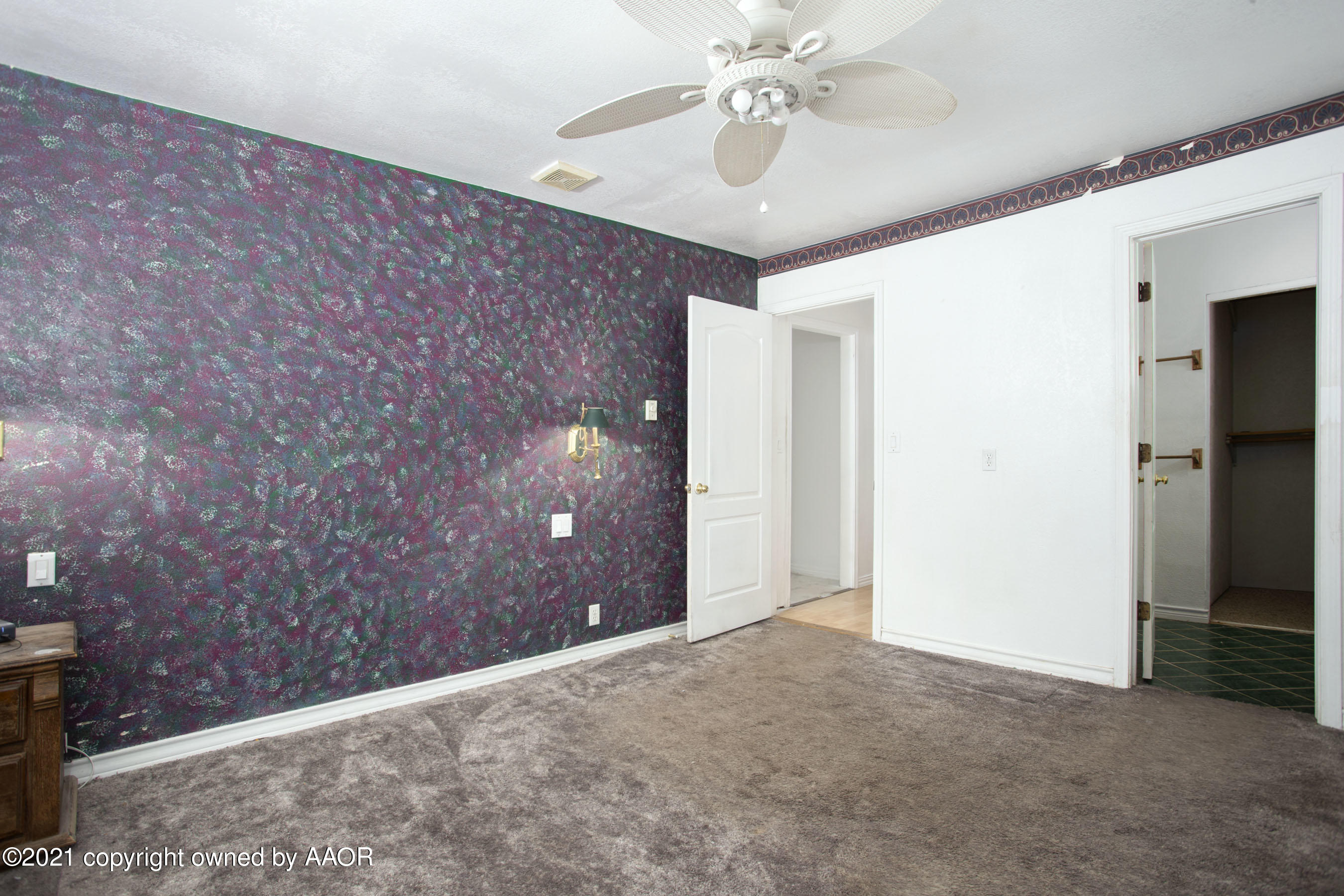 4406 South Lipscomb Street Amarillo, TX 79110 - Photo 11 of 25 Master Bedroom