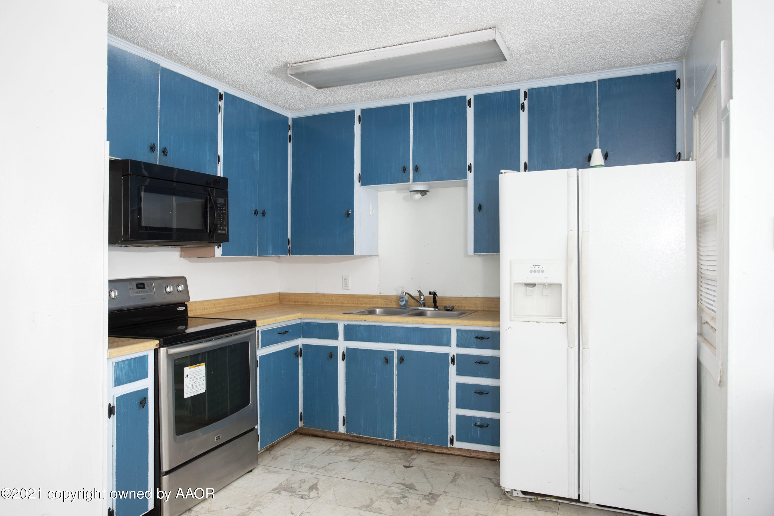 4406 South Lipscomb Street Amarillo, TX 79110 - Photo 8 of 25 Kitchen