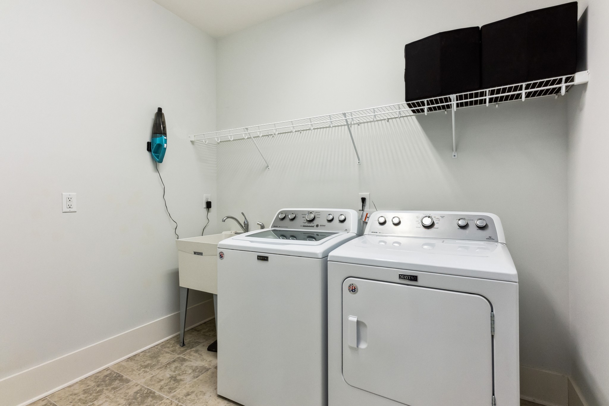 114 Vanner Road Mount Juliet, TN 37122 - Photo 27 of 39 a utility room with dryer and washer