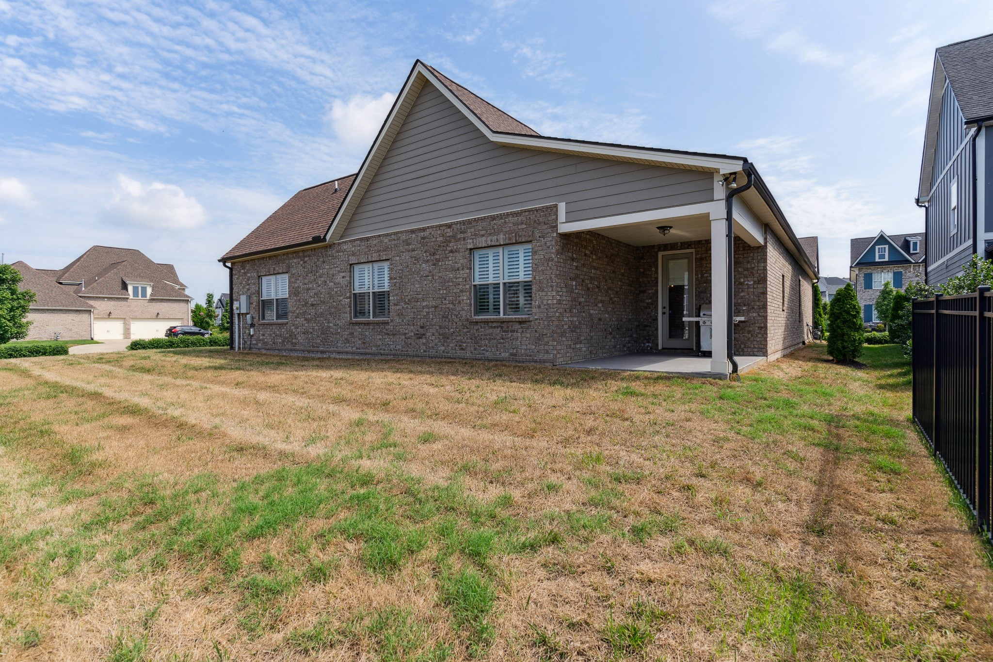 114 Vanner Road Mount Juliet, TN 37122 - Photo 28 of 39 a house view with a garden space