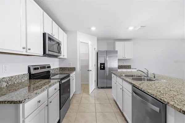 $2,300 | 13196 Golden Lime Ave Spring Hill, Spring Hill, FL 34609