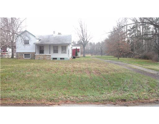 54830 Pear Road South Bend, IN 46628 - Photo 1 of 13