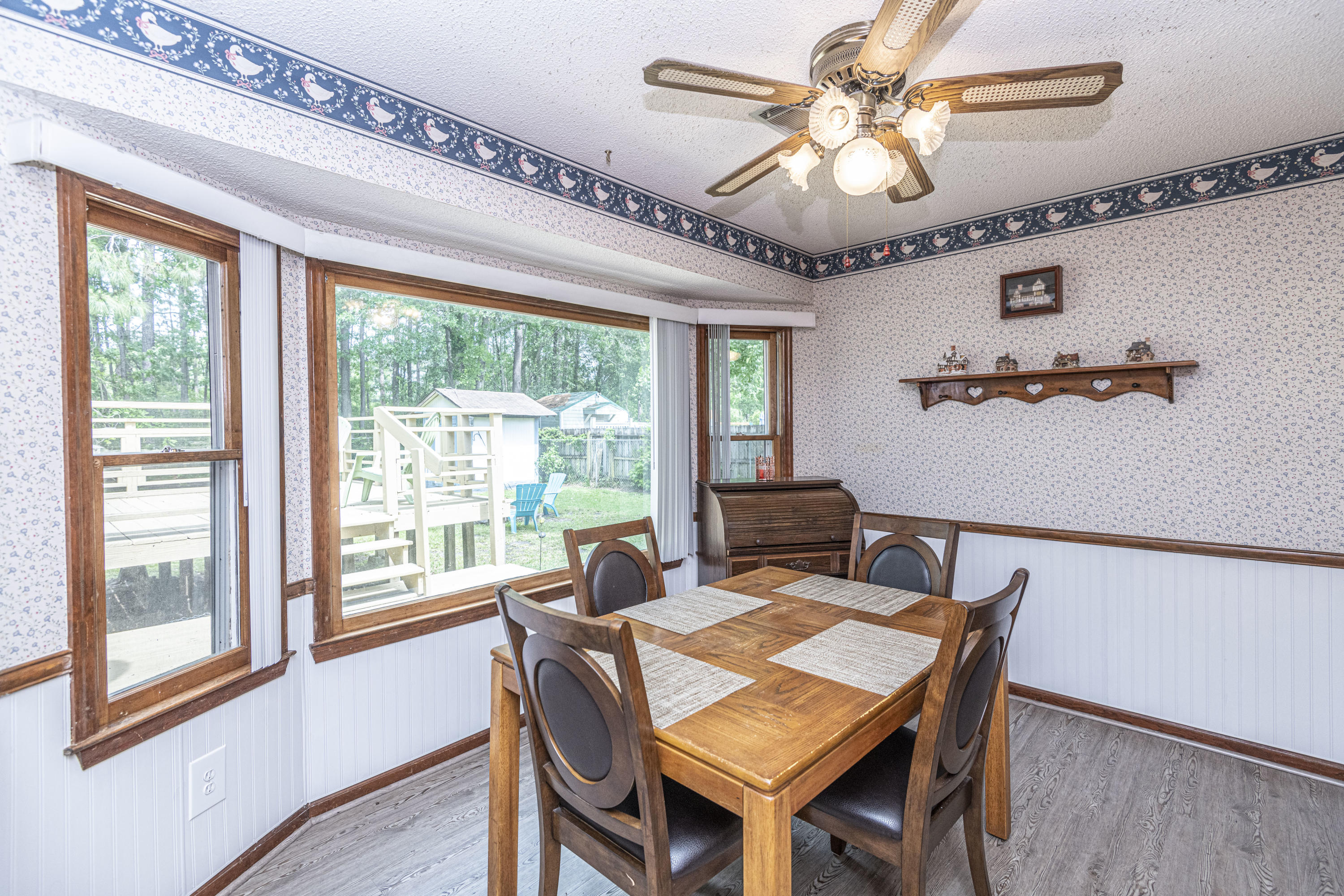 611 Longleaf Road Summerville, SC 29486 - Photo 7 of 17 DSC_6603