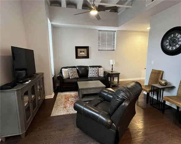 $1,800 | 210-216 North Main Street, Anderson, SC 29621