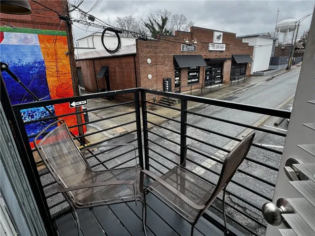 $1,800 | 210-216 North Main Street, Anderson, SC 29621