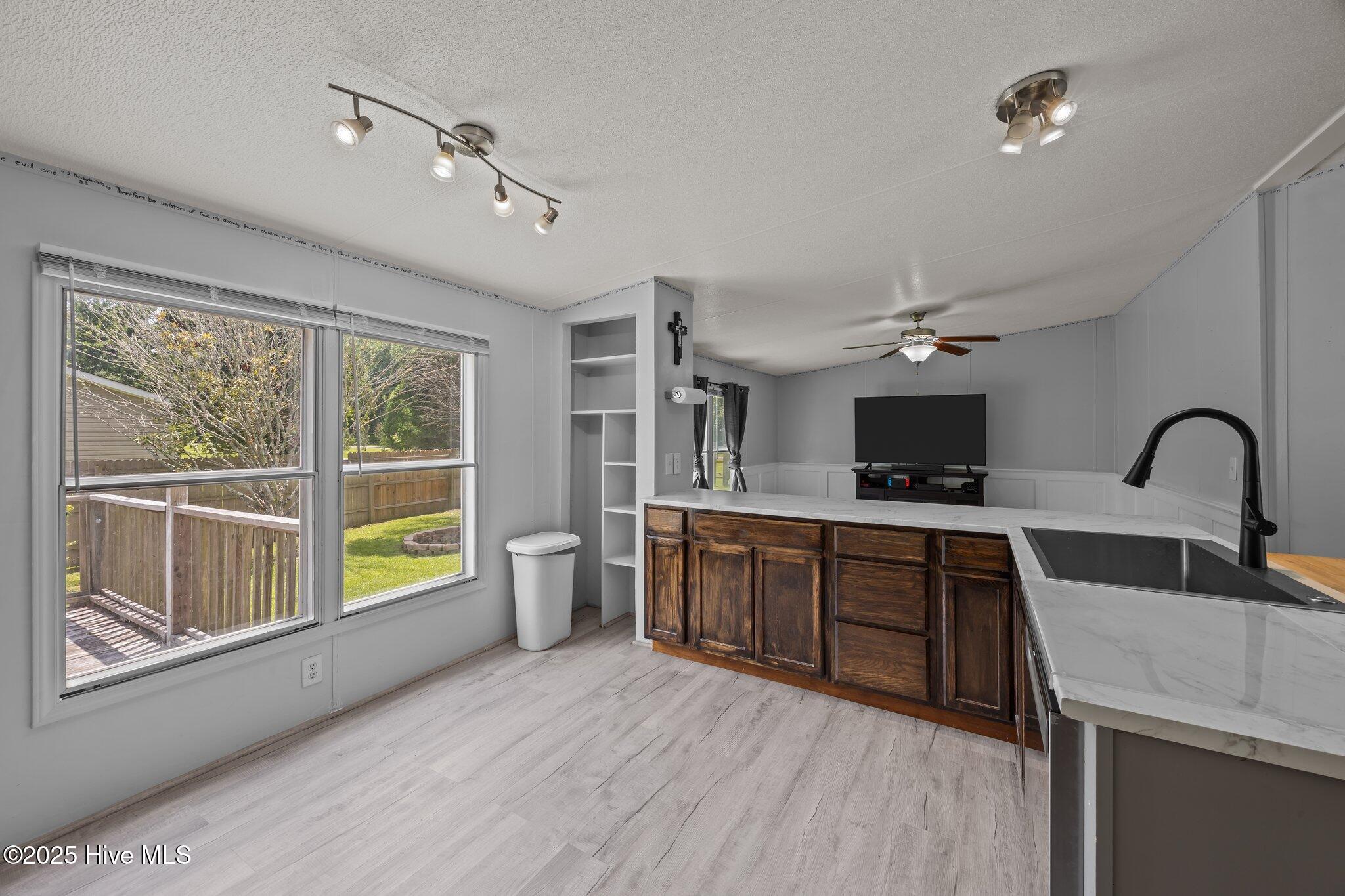 1492 Antioch Road New Bern, NC 28560 - Photo 20 of 47 20-web-or-mls-0C0A6356