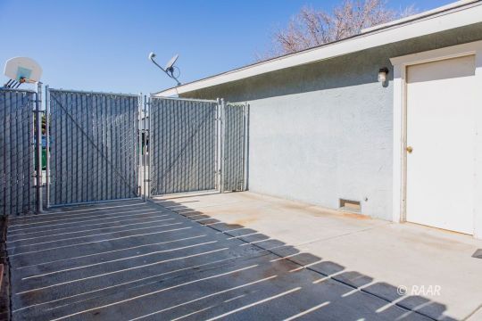 1114 North Inyo Street Ridgecrest, CA 93555 - Photo 31 of 31 a view of a backyard of a house