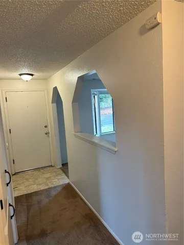 a view of a livingroom with window