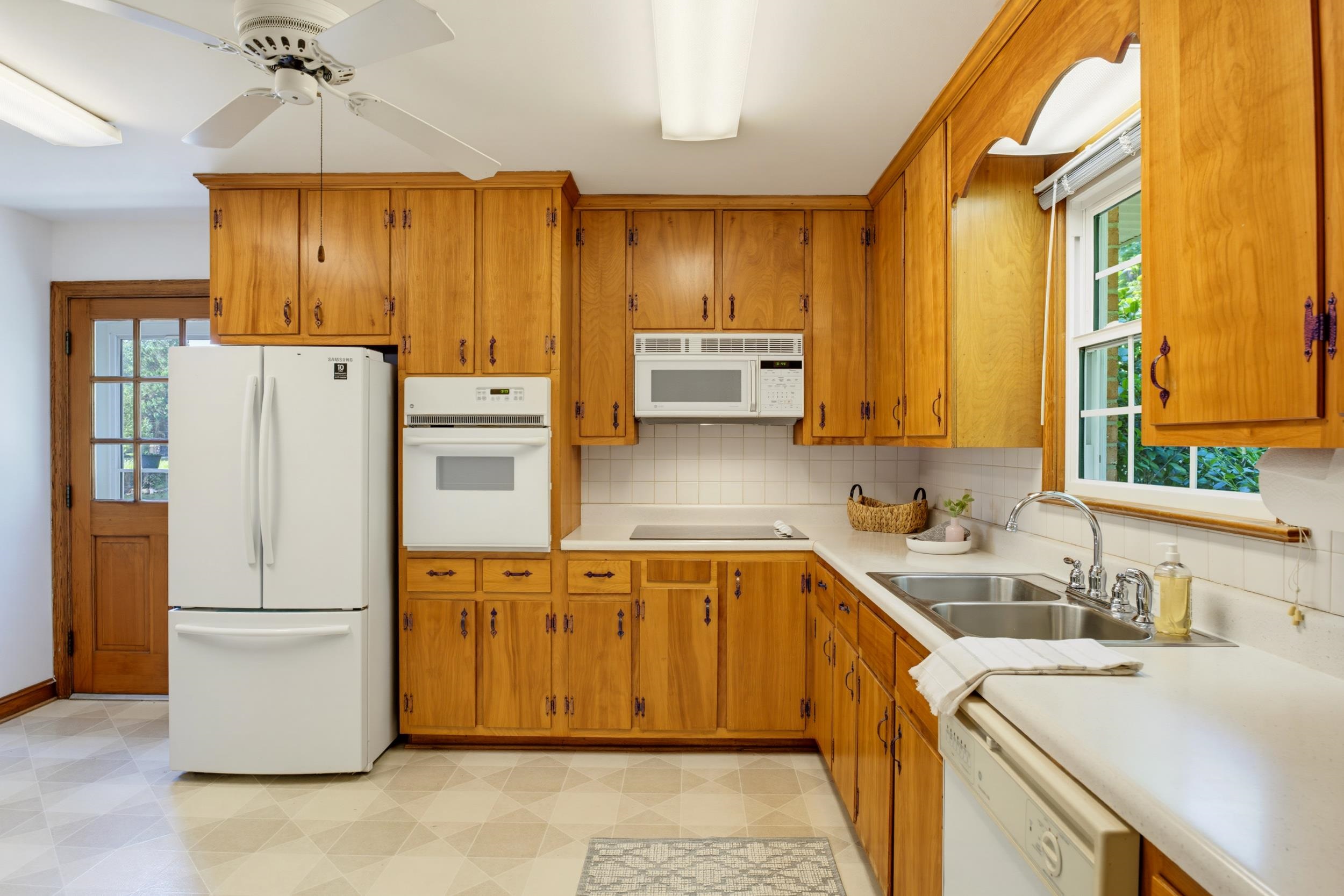 668 Miller School Road Charlottesville, VA 22903 - Photo 19 of 66
