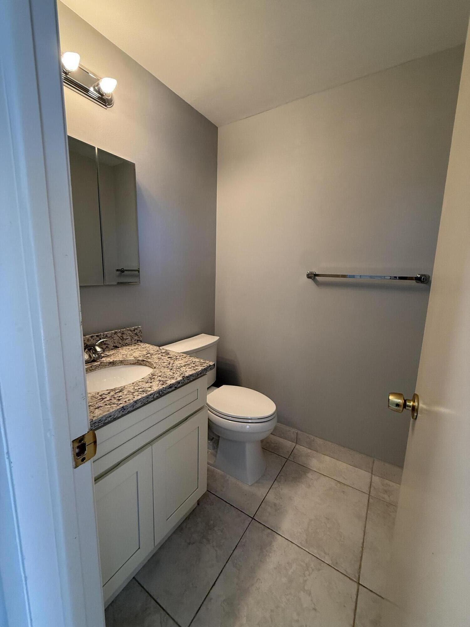 855 Normandy Trail, Unit 855 Delray Beach, FL 33484 - Photo 7 of 14 2ND BATH