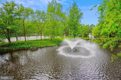 $450,000 | 8340 Greensboro Drive, Unit 618, McLean, VA 22102