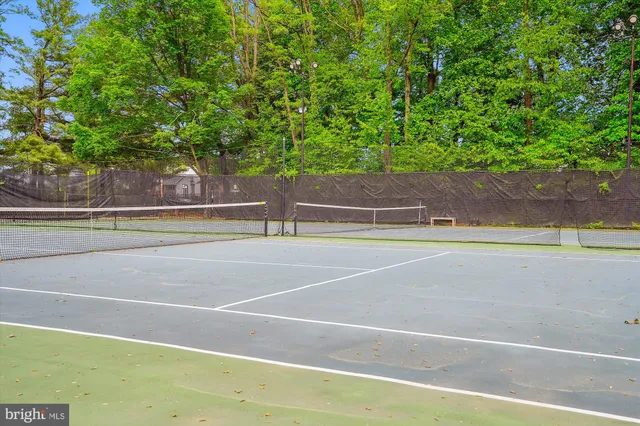 $450,000 | 8340 Greensboro Drive, Unit 618, McLean, VA 22102