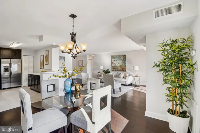 $450,000 | 8340 Greensboro Drive, Unit 618, McLean, VA 22102