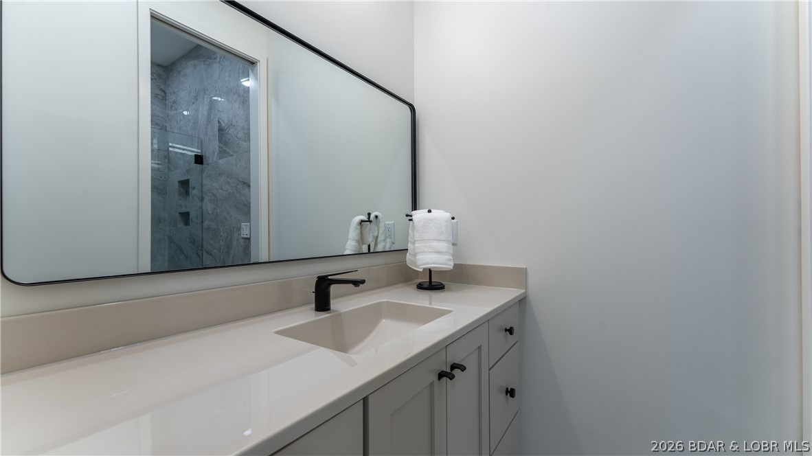 844 Thrush Road Lake Ozark, MO 65049 - Photo 39 of 53 Lower level ensuite 2