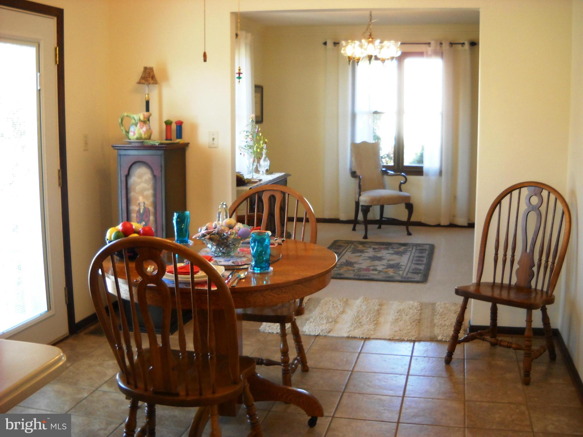 19266 Stallion Road Culpeper, VA 22701 - Photo 10 of 27 Dining Area