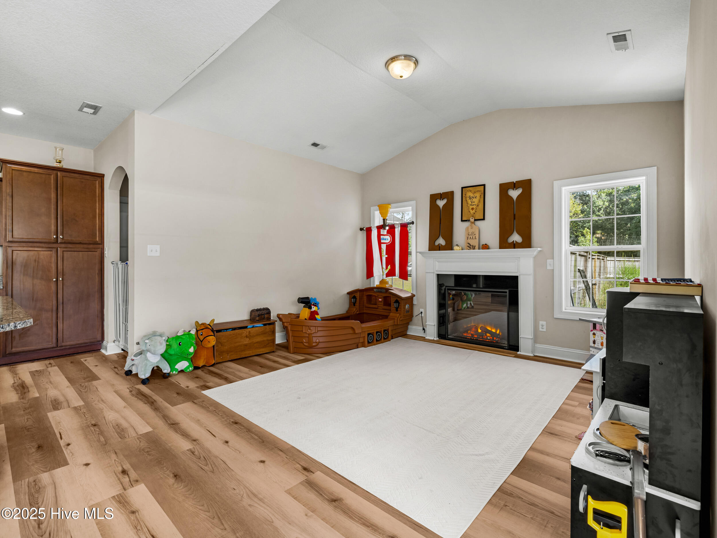 122 Colonial Post Road Jacksonville, NC 28546 - Photo 28 of 86 025a5212