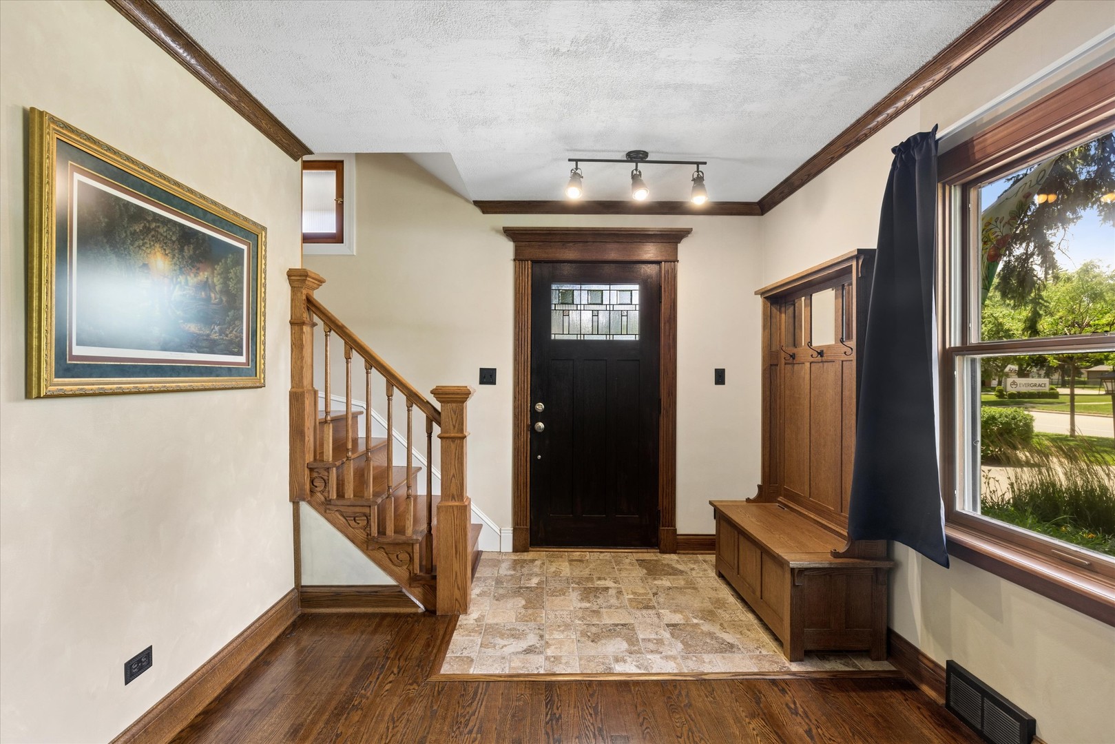 207 North Main Street Mount Prospect, IL 60056 - Photo 2 of 33