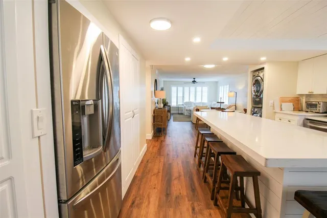 $7,000 | 3804 Gulf Of Mexico Drive, Unit B307, Longboat Key, FL 34228