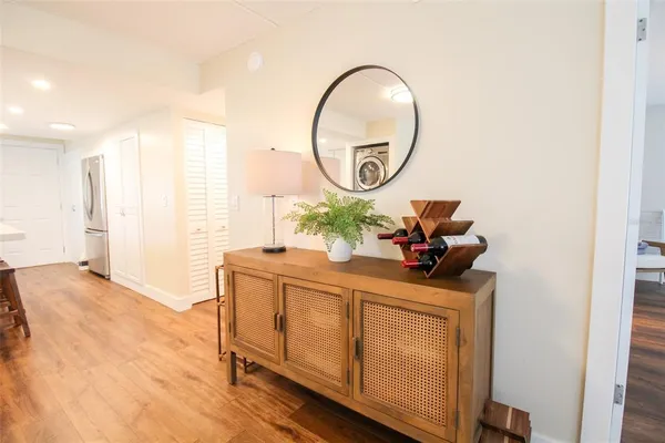 $7,000 | 3804 Gulf Of Mexico Drive, Unit B307, Longboat Key, FL 34228