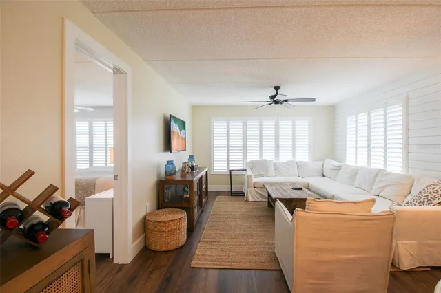 $7,000 | 3804 Gulf Of Mexico Drive, Unit B307, Longboat Key, FL 34228