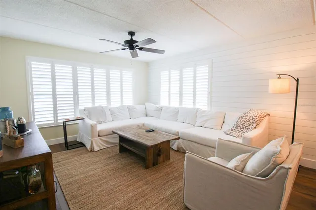 $7,000 | 3804 Gulf Of Mexico Drive, Unit B307, Longboat Key, FL 34228