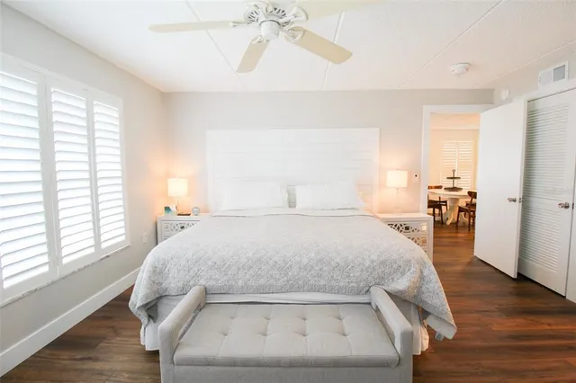 $7,000 | 3804 Gulf Of Mexico Drive, Unit B307, Longboat Key, FL 34228