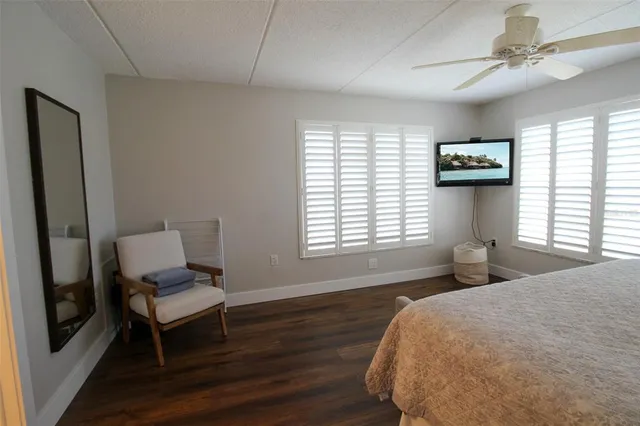 $7,000 | 3804 Gulf Of Mexico Drive, Unit B307, Longboat Key, FL 34228