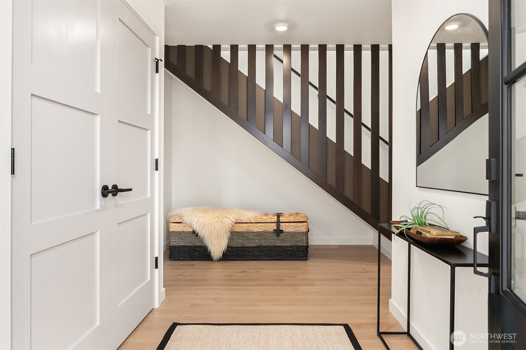 2030 Northeast 123rd Street Seattle, WA 98125 - Photo 4 of 31